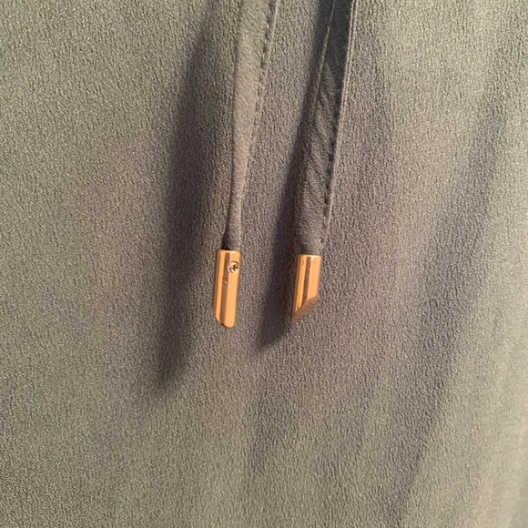 Ann Taylor Blouse - Picture 4 of 7